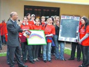 Schüler der Elisabeth-von-Rantzau-Schule spenden für Kinderhospiz