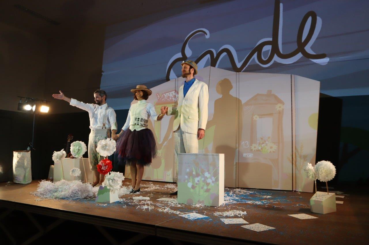 Kinder und Jugendliche für das Theater begeistern